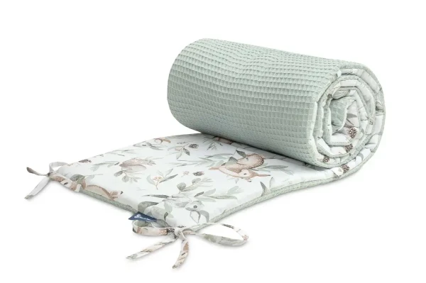 SENSILLO Mantinel do postieľky waffle DEERS MINT 180x30 cm
