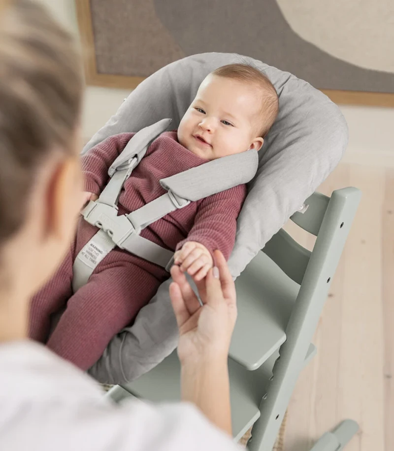 Stokke Tripp Trapp Novorozenecký set s držákem na hračku Grey