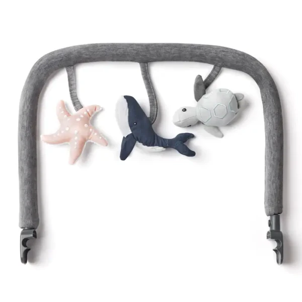ERGOBABY EVOLVE hračka na lehátko - Ocean wonders - Charchoal grey
