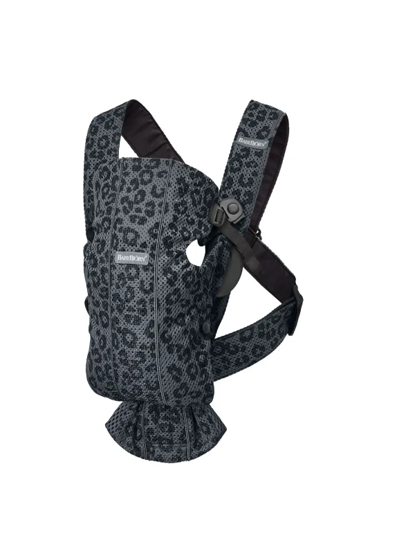 BABYBJORN Detské nosidlo MINI Antracit/Leopard 3D Mesh