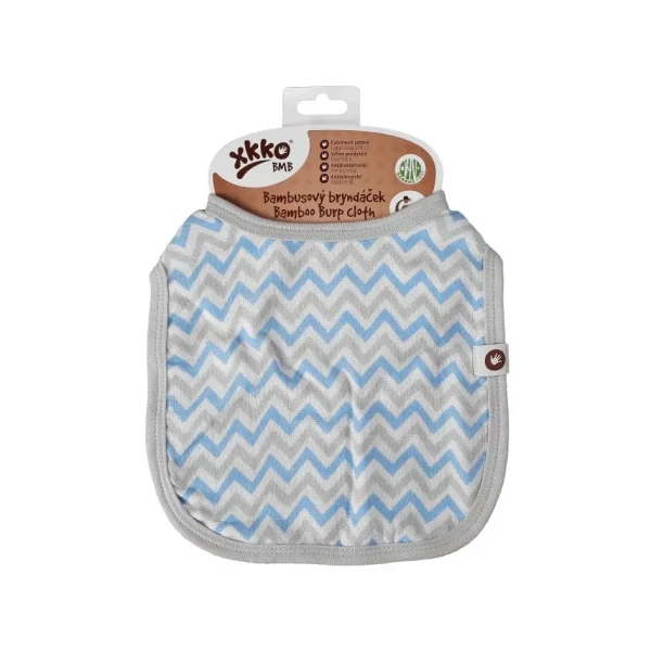 XKKO BMB Bambusový podbradník - Scandinavian Baby Blue Chevron