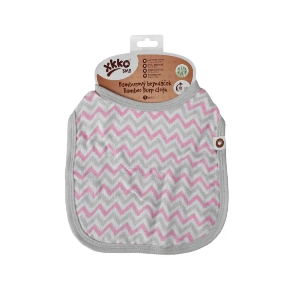 XKKO BMB Bambusový podbradník - Scandinavian Baby Pink Chevron