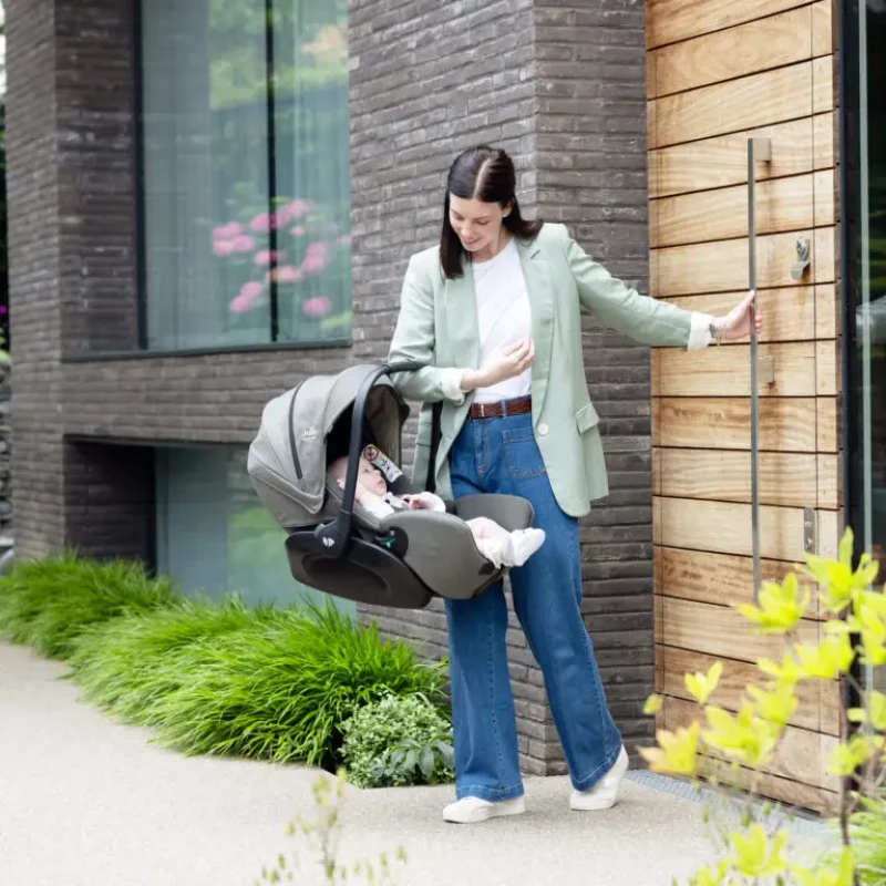 Joie Autosedačka i-Level™ Pro ebony