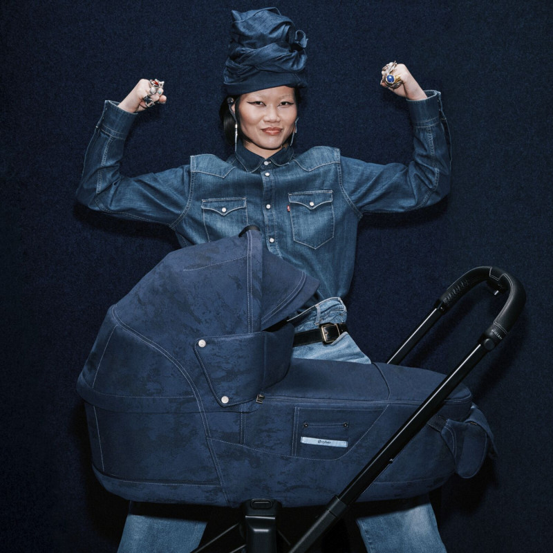 CYBEX PRIAM Lux Carry Cot Rebellious Luxury Denim Blue