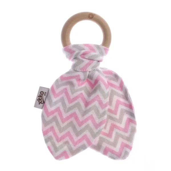 XKKO BMB Hryzátko Lístky - Chevron Baby Pink